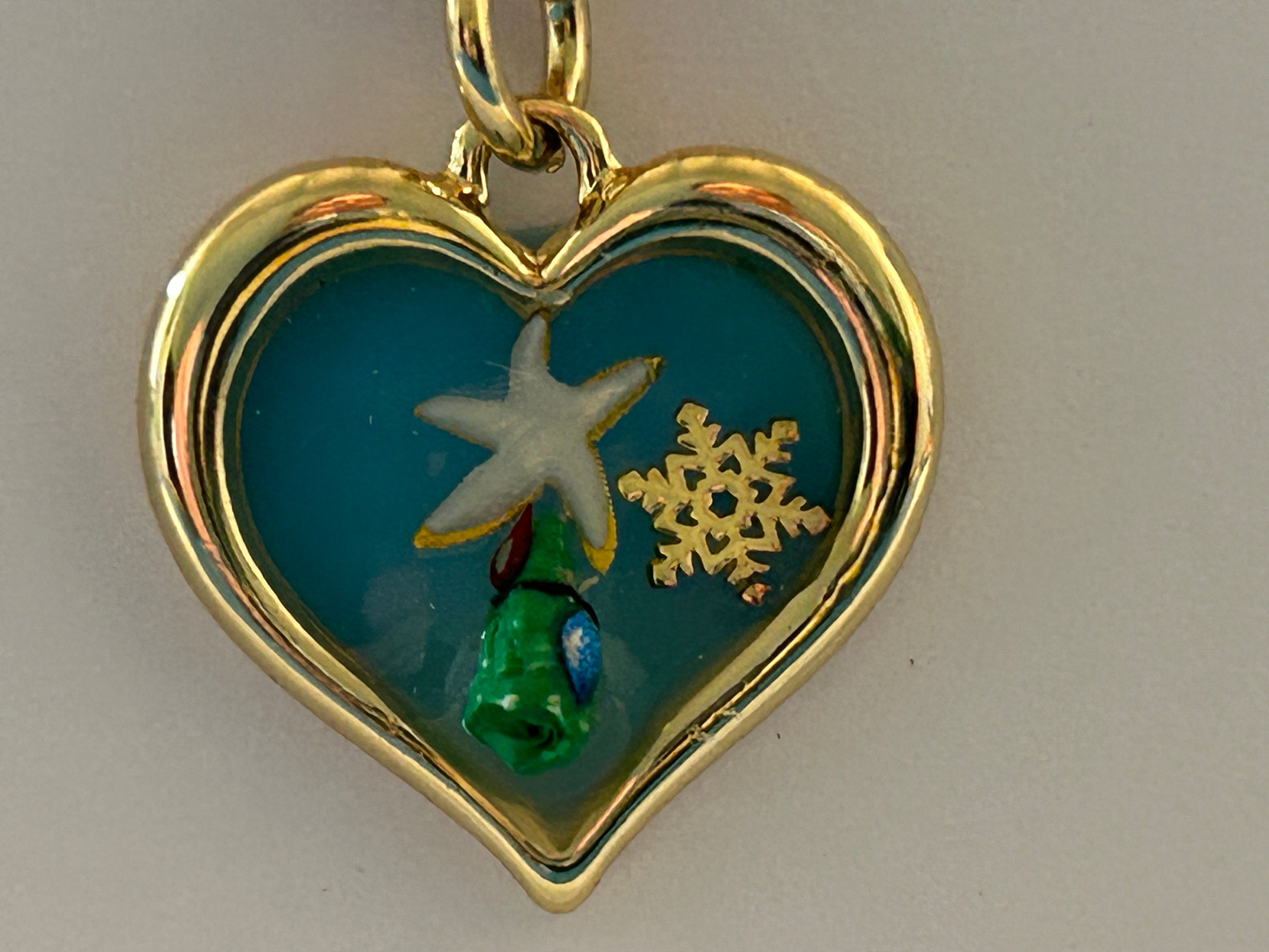 Coastal Christmas Heart Necklace