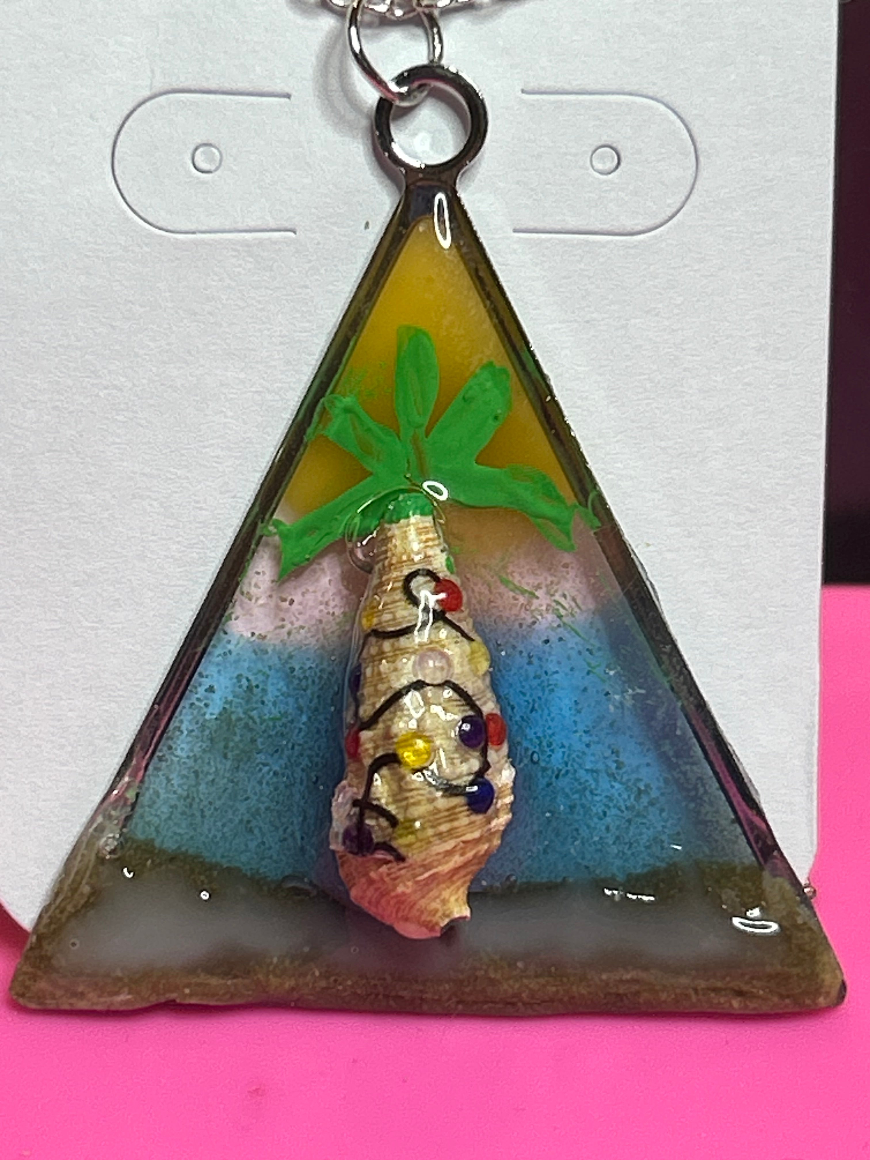 Christmas in Paradise Seashell Necklace