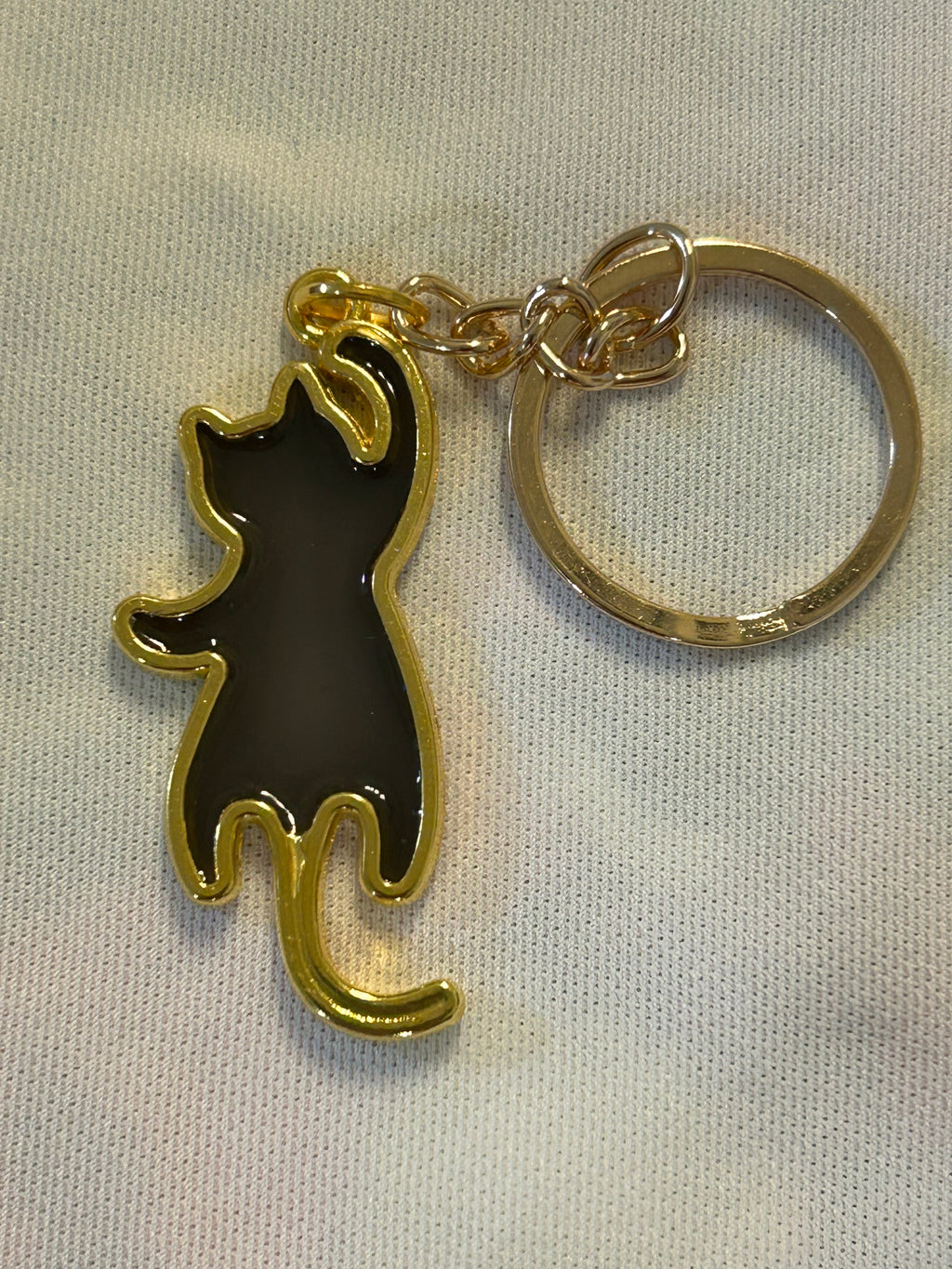 Personalized Playful Cat Silhouette Keychain