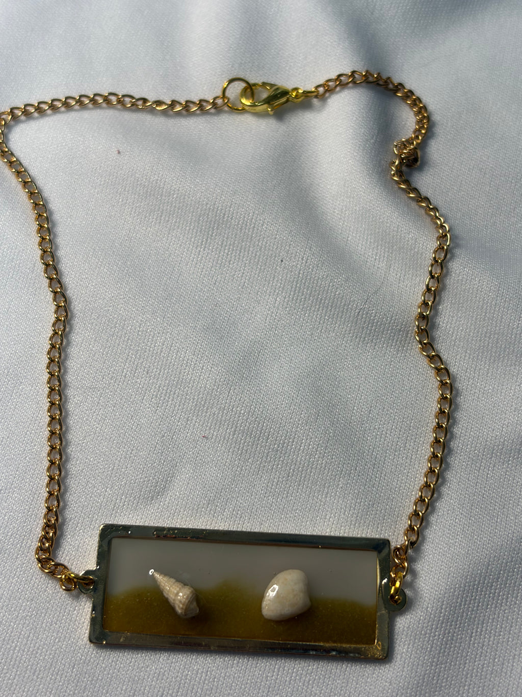 Golden Shore Seashell Bracelet