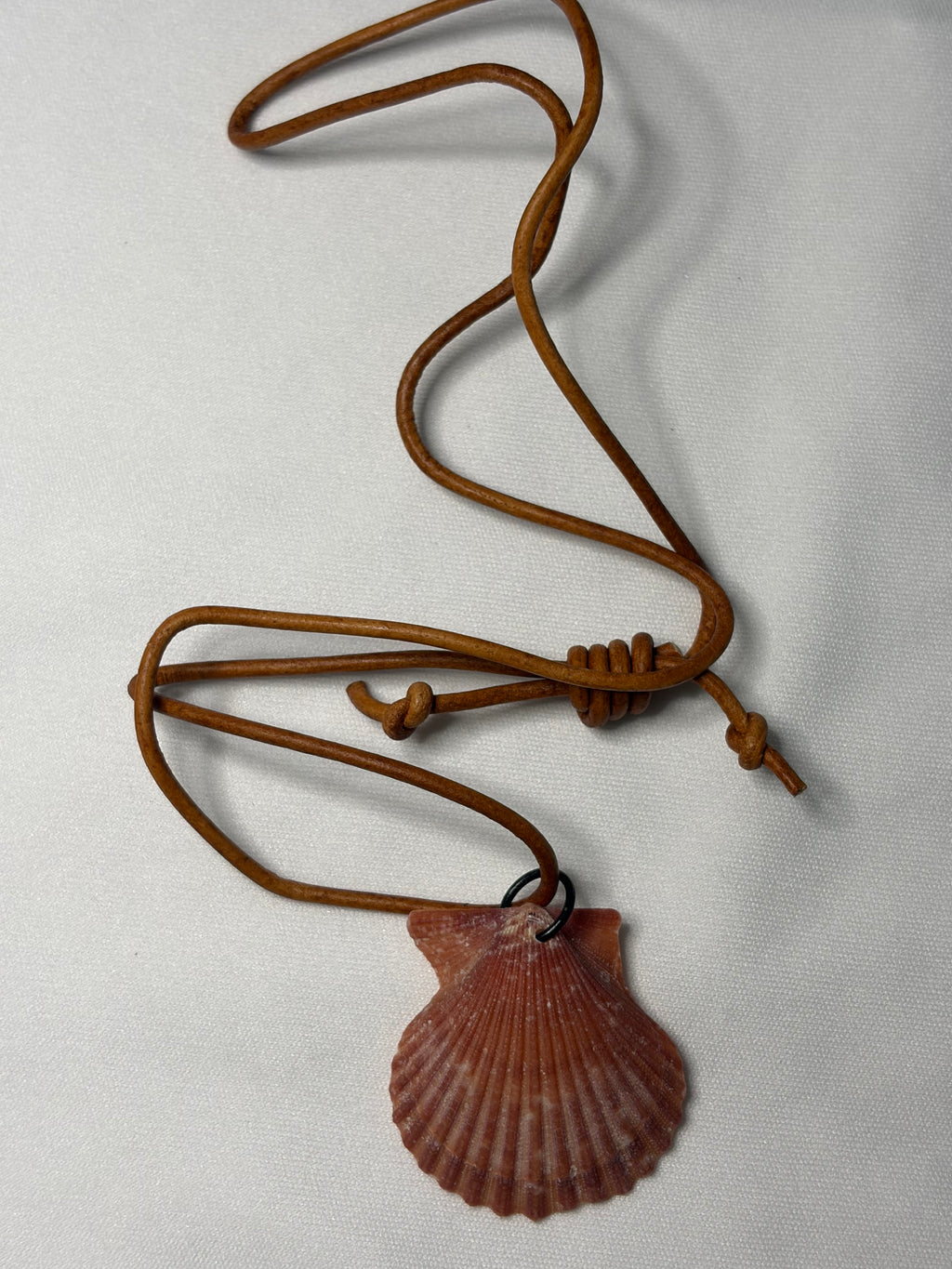 Natural Scallop Shell Leather Necklace