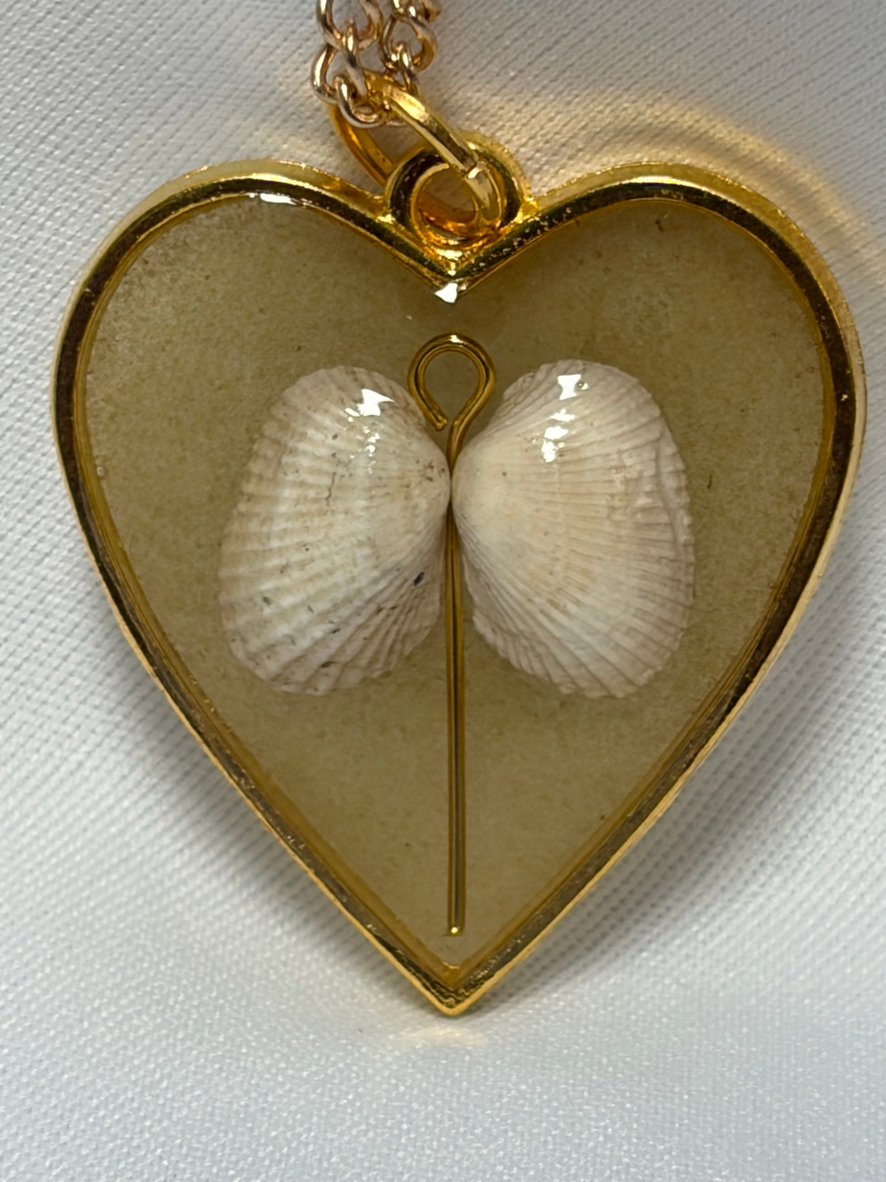 Golden Angel Wings Necklace