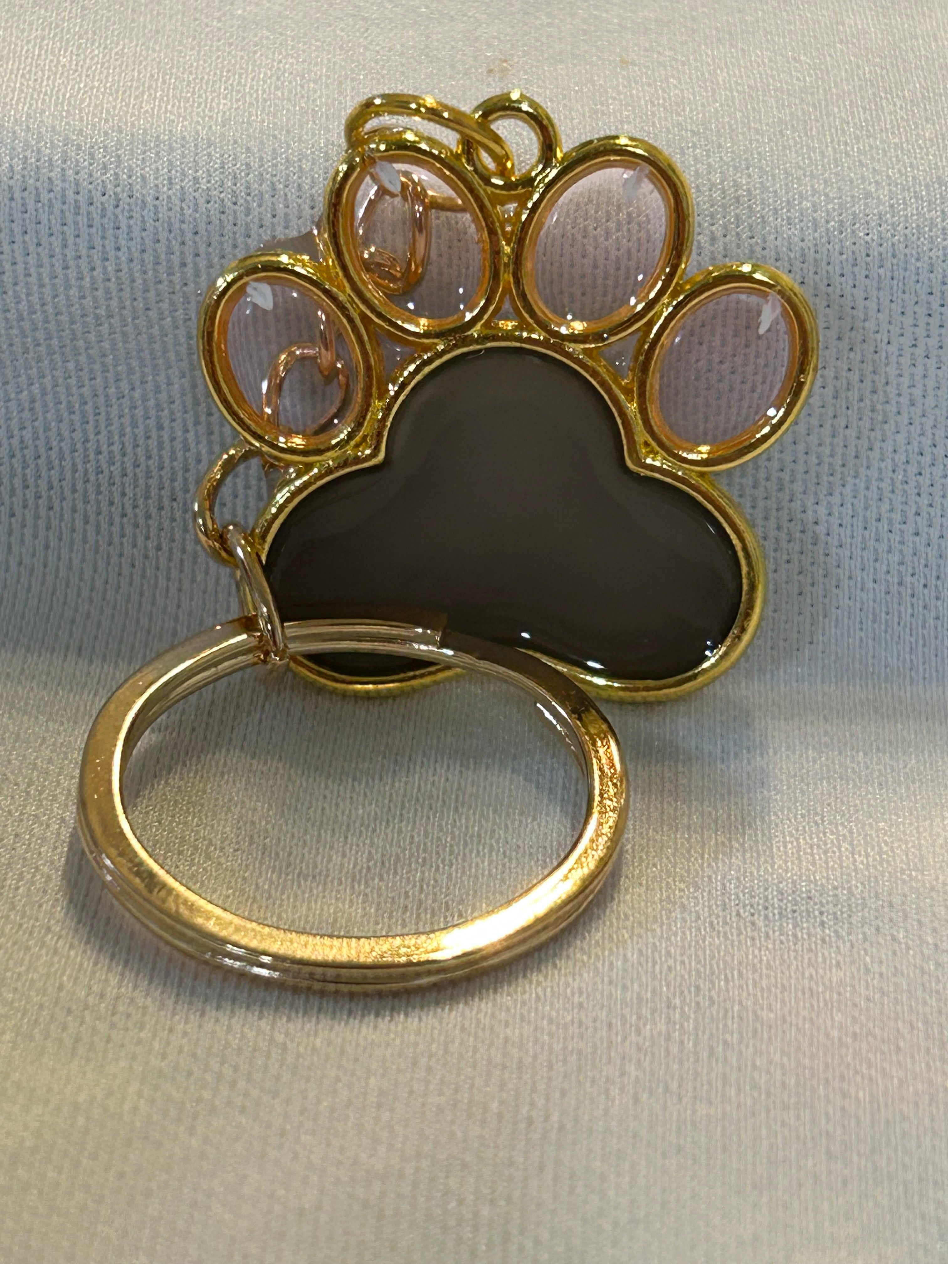 Gold keychain- cat paw- black pad, pink toes